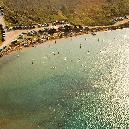 With Pool Ante * Vrsi