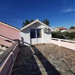 度假居 With Pool Ante 沃希