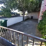 度假居 With Pool Ante *